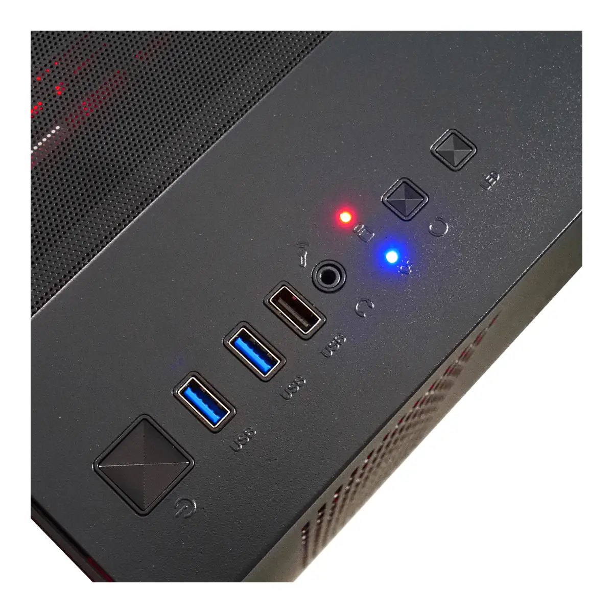 CRIMSON - R7-8700F/9060XT-16Go/32Go/1To - Gaming PC bij COMPUZONE België